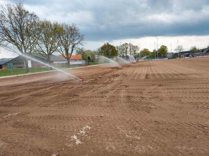 Automatische beregening voetbalveld