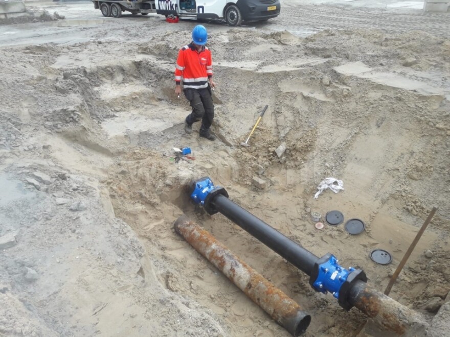 Reparatie stalen leiding vervangen voor PE leiding