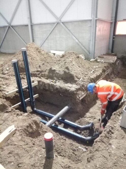 Engineering en uitvoering aanleg nieuwe waterleiding systeem fabriek Nunspeet