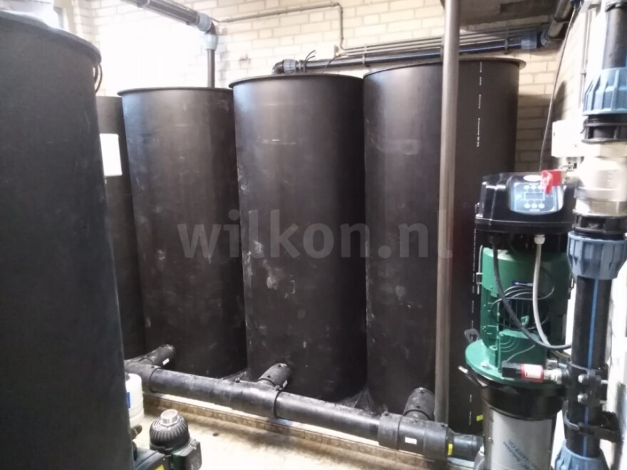 Pompinstallatie met frequentie besturing